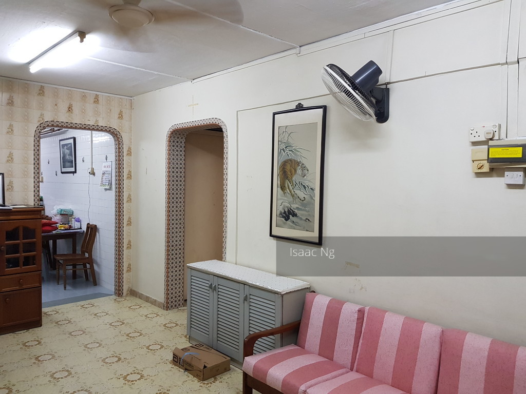Blk 102 Jurong East Street 13 (Jurong East), HDB 3 Rooms #153480042